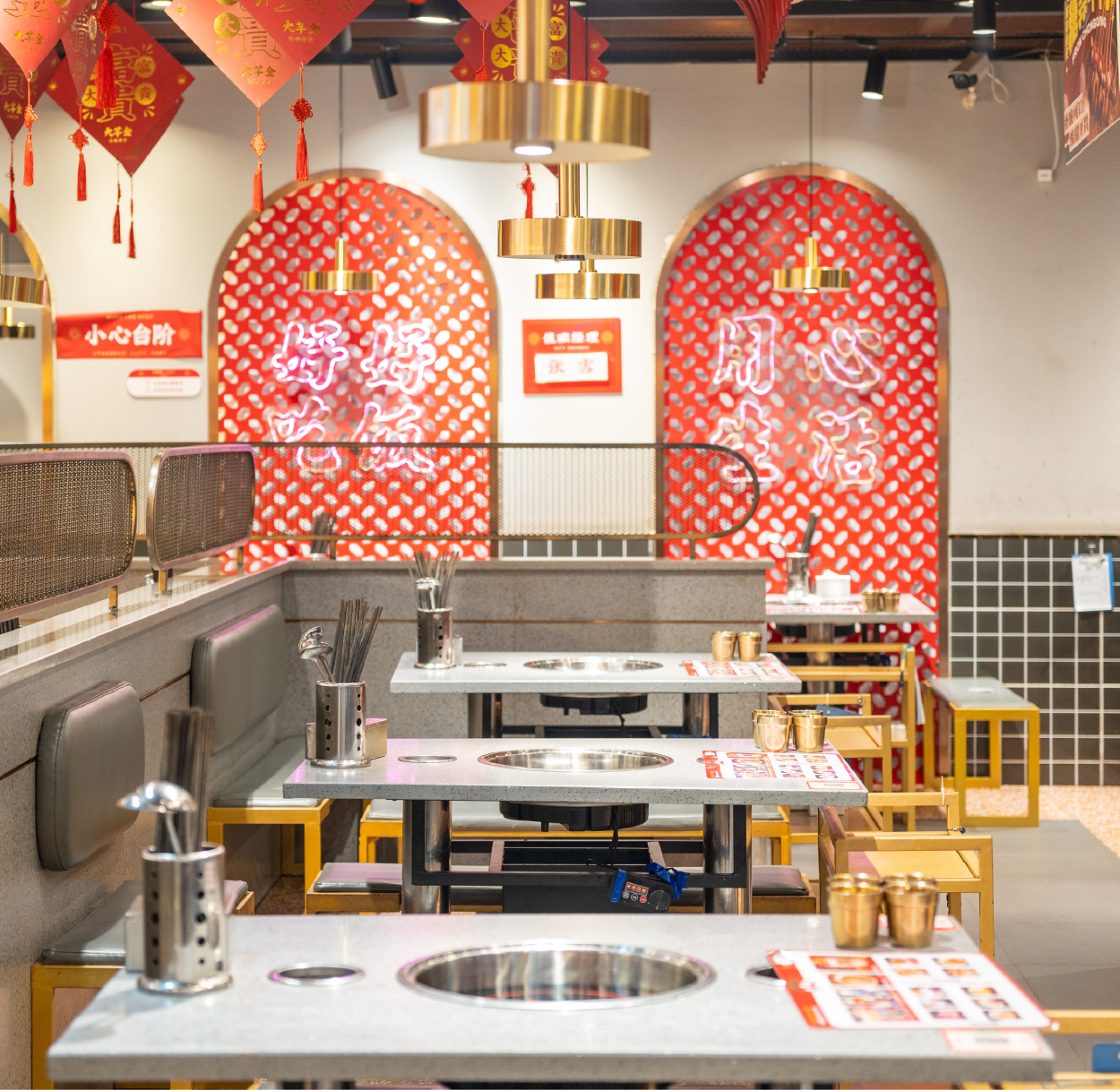 西(xī)重慶西(xī)區(qū)店(diàn)